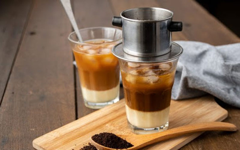 Cà phê sữa đá là gì? Hướng dẫn cách pha cà phê sữa đá thơm ngon