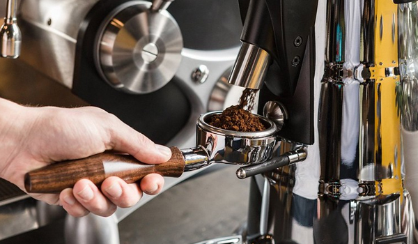 MDX - Sự đơn giản và tiện lợi của một chiếc máy xay cà phê Espresso cho quán