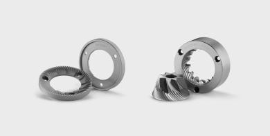 Máy xay cà phê lưỡi dao phẳng (Flat) và hình nón (Conical burr)